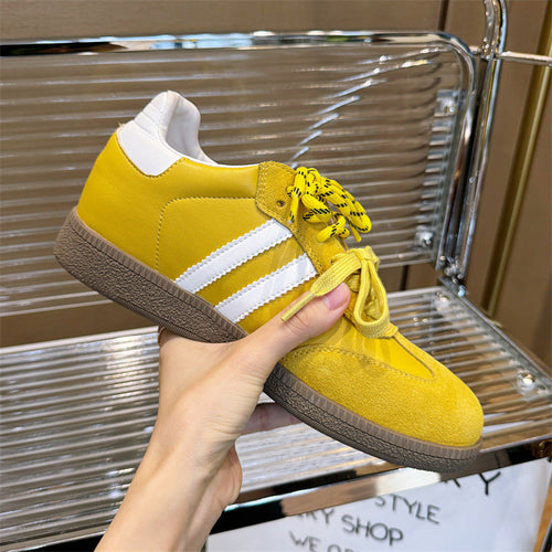 Damen Sportliche Sneakers aus hochwertigem Veloursleder mit rutschfester Sohle