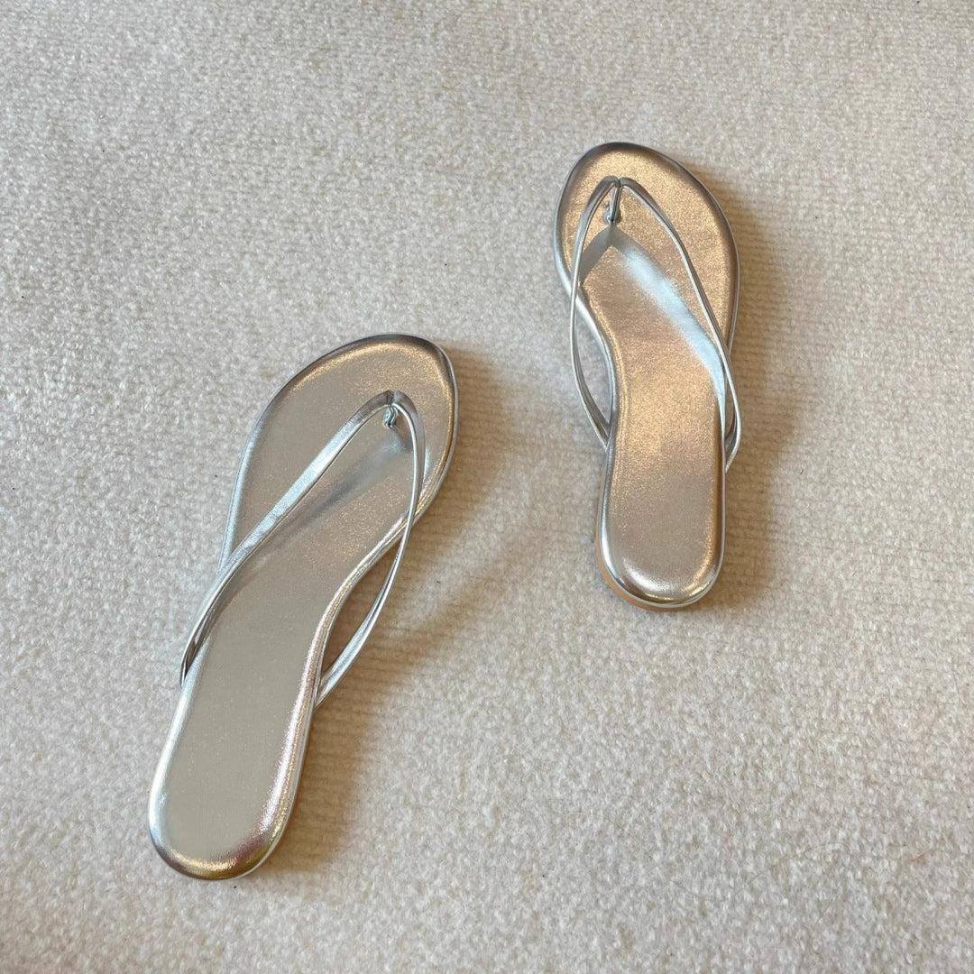 Damen Elegante Flip-Flops mit schimmerndem Riemen und komfortabler Sohle