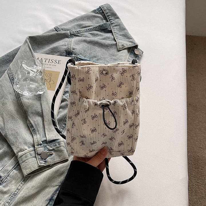 Damen Mini-Umhängetasche mit floralem Design Nord Taschen