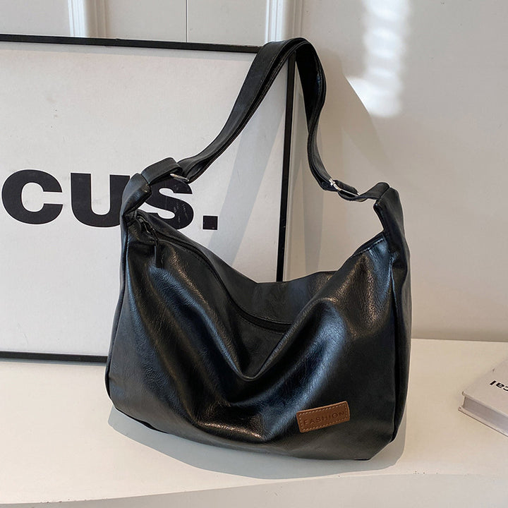 Damen Umhängetasche mit weichem Kunstleder und zeitgenössischem Design Nord Taschen