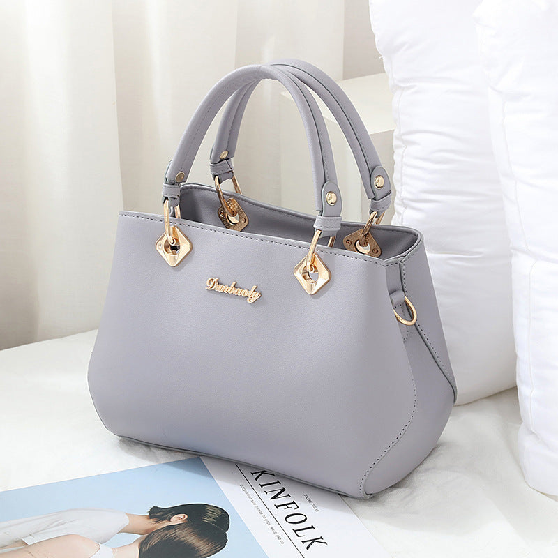 Damen Handtasche aus hochwertigem Kunstleder mit eleganten Akzenten Nord Taschen
