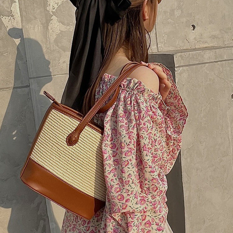 Damen Strandtasche mit geflochtenem Design und robustem Kunstleder Nord Taschen