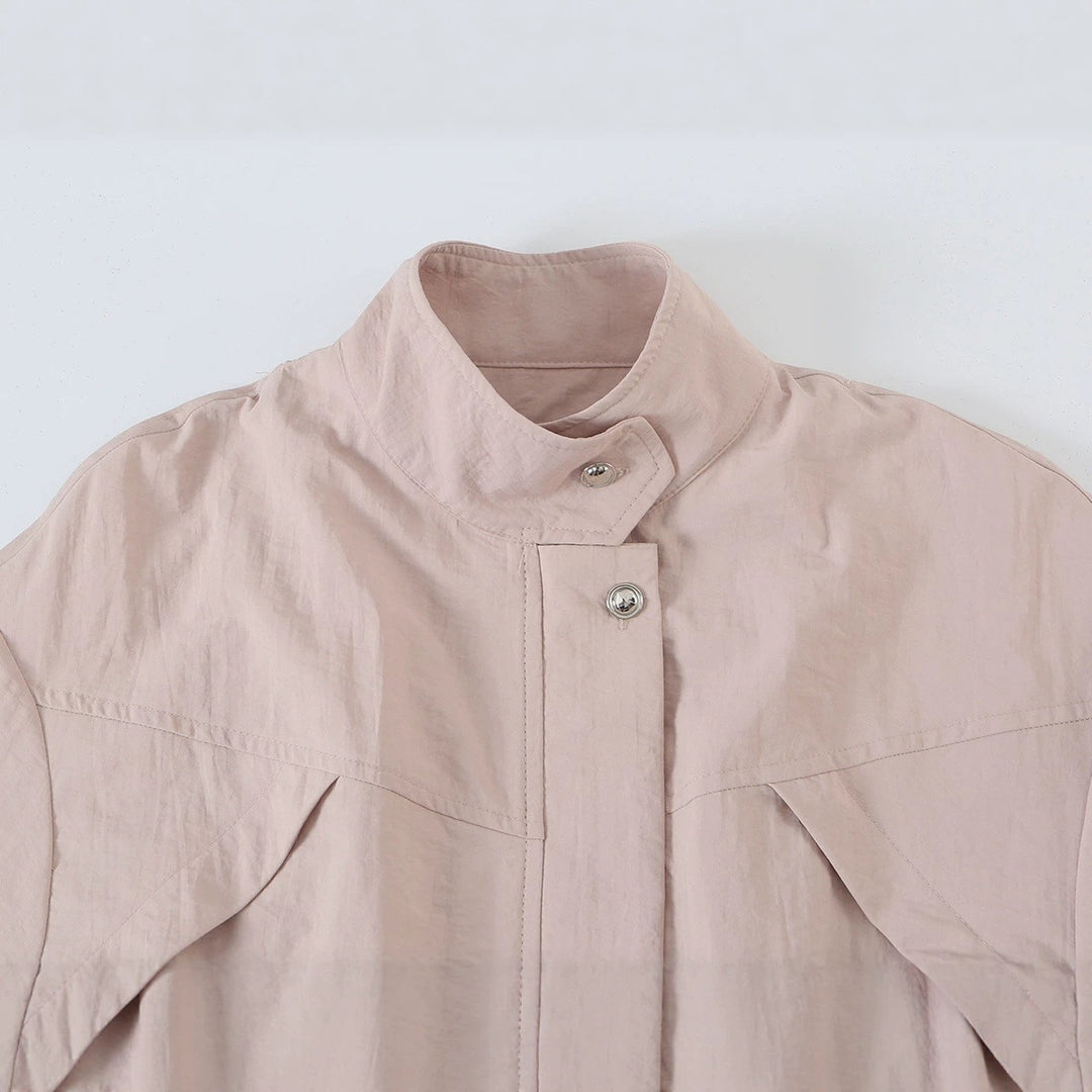 Damen Taillierte Windjacke mit Tunnelzug, Stehkragen und Ballonärmeln Nord Taschen