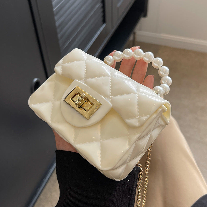 Damen Taschenhandtasche mit Perlen-Detail und luxuriöser Oberflächenstruktur Nord Taschen