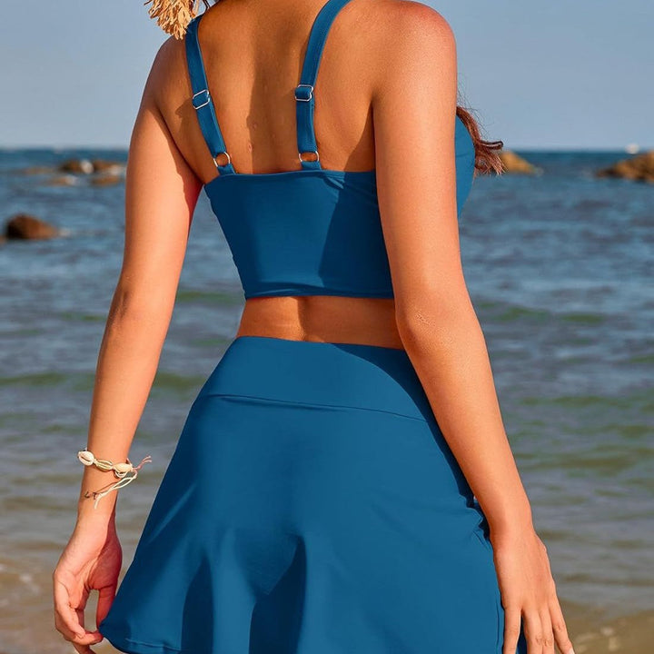 Damen Sport-Bikini-Set mit modischem Knoten-Oberteil und elegantem Rock