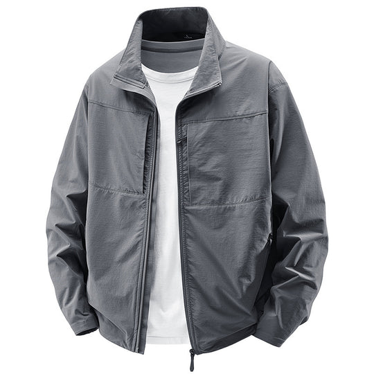 Herren Leichte urbane Windjacke mit Stehkragen, wasserabweisender Gewebemischung und verdeckten Reißverschlüssen Nord Taschen