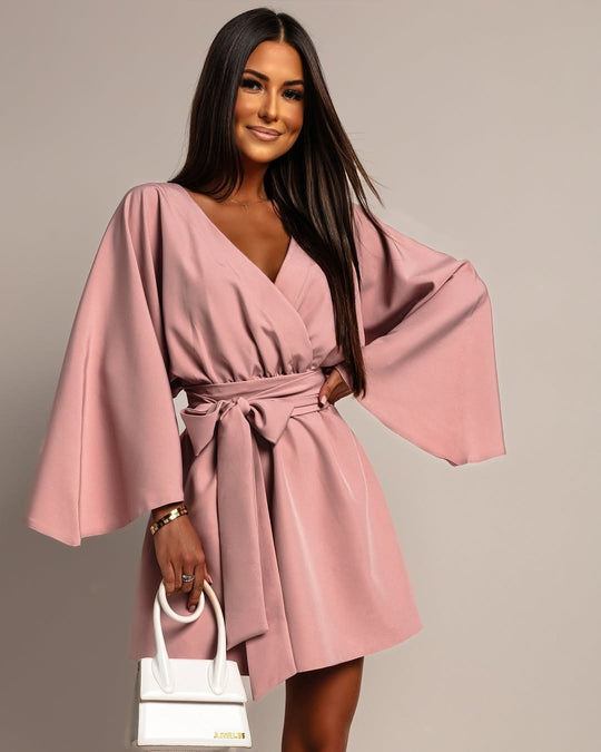 Damen Wickel-Minikleid mit Kimonoärmeln und Taillengürtel Nord Taschen