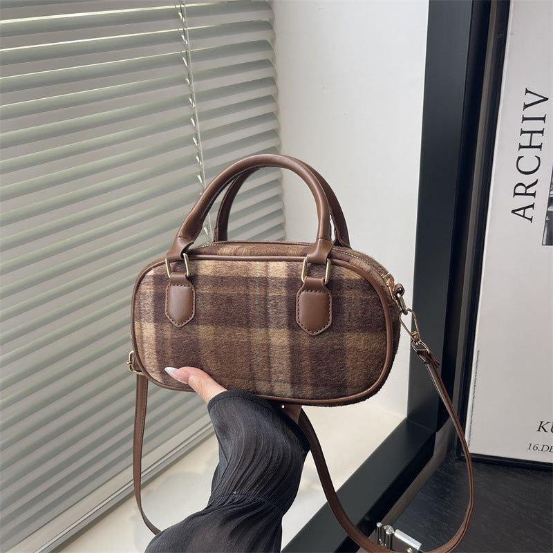 Damen modische Schultertasche im Karodesign Nord Taschen