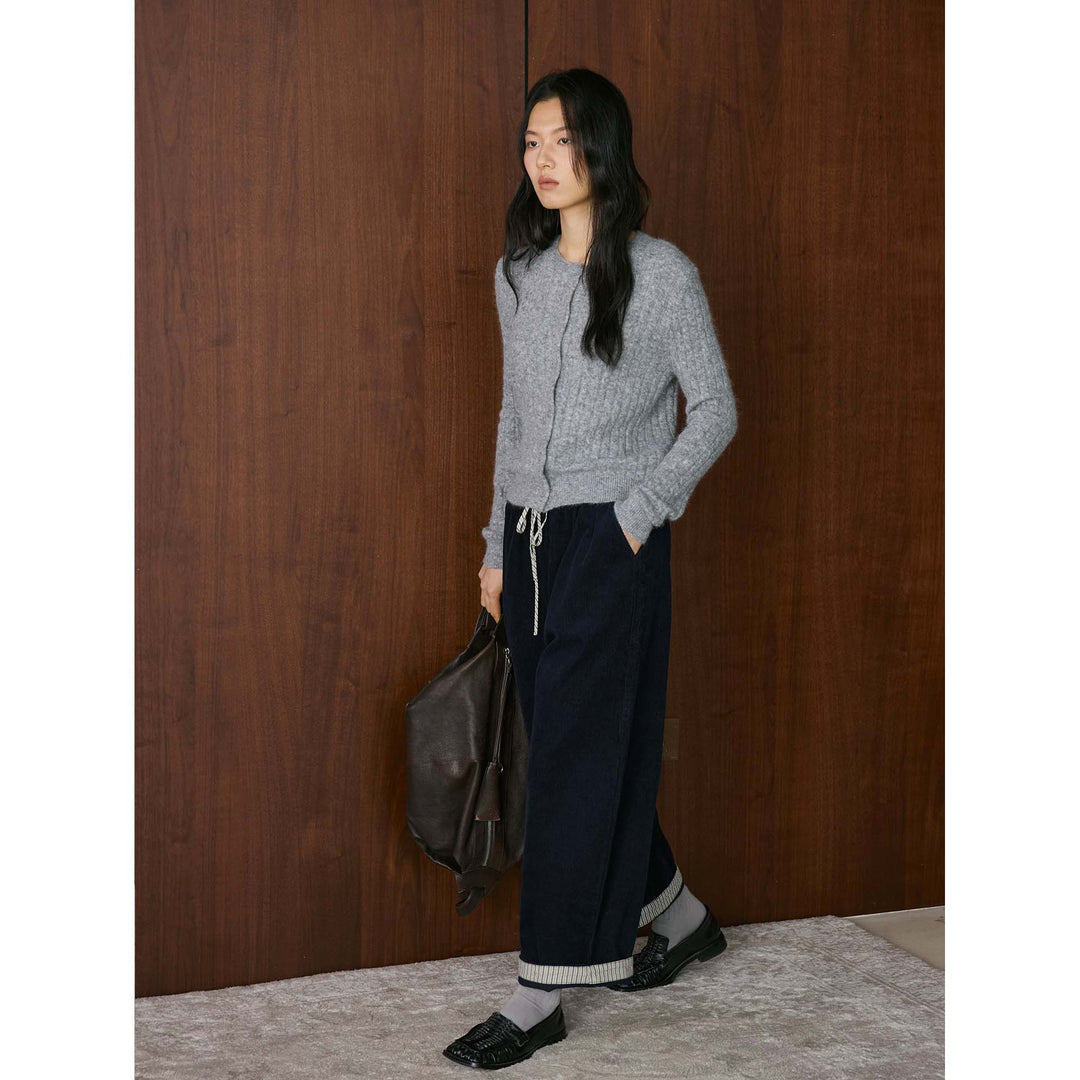 Damen Weite Cordhose mit elastischem Tunnelzugbund und umgeschlagenem Kontrastumschlag Nord Taschen