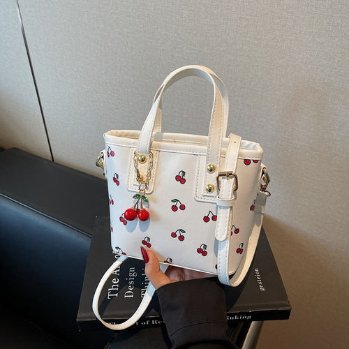 Damen verspielte Mini-Tasche mit lustigem Kirschmotiv Nord Taschen