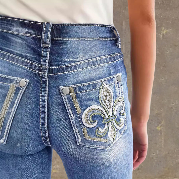 Damen Flared Jeans im Vintage-Stil mit hochgradigem Detail und raffinierten Stickereien
