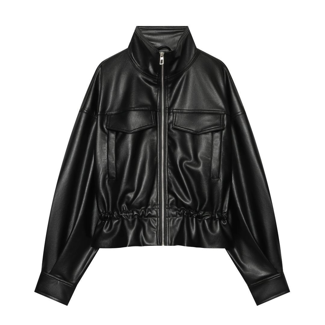 Damen Cropped Kunstlederjacke mit hohem Stehkragen, aufgesetzten Brusttaschen und Tunnelzug-Taille Nord Taschen