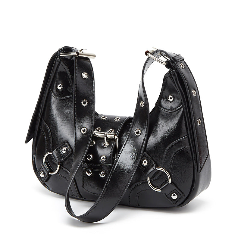 Damen Hobo-Tasche mit moderner Faltenstruktur und eleganten Nietenakzenten Nord Taschen