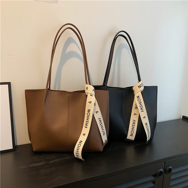 Damen elegante Tragetasche mit texturiertem Design Nord Taschen