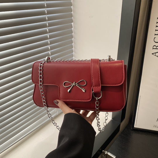Damen Taschenset mit Kettenriemen und elegantem Schleifenakzent Nord Taschen