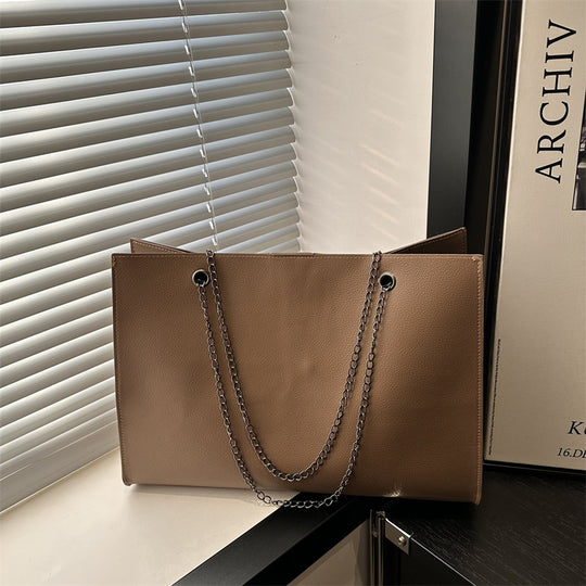 Damen elegante Tote-Bag mit praktischem Innenfach und stilvollem Kettenriemen Nord Taschen