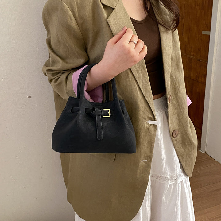 Damen modische Handtasche mit abnehmbarem Plüschanhänger Nord Taschen