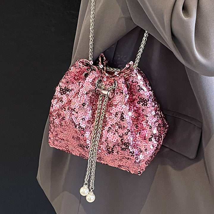 Damen Glitzernde Beuteltasche mit elegantem Kettenriemen Nord Taschen