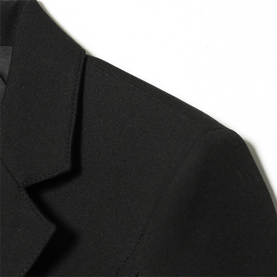 Damen Kurzblazer im Sculpted‑Look mit Wiener Nähten und figurformender Silhouette Nord Taschen