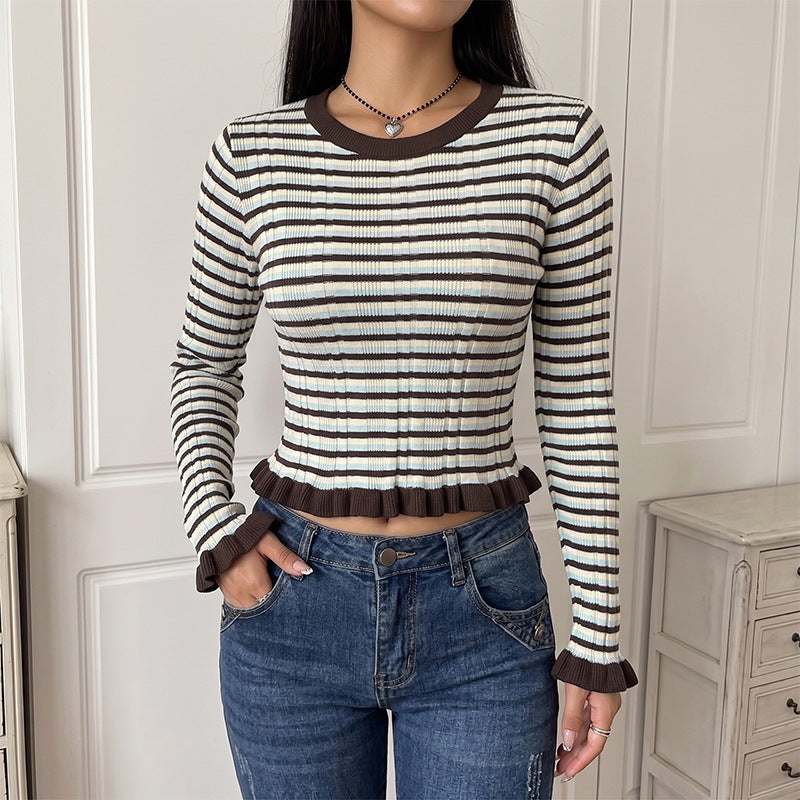Damen Figurbetontes geripptes Cropped-Longsleeve mit Volantkante und feinem Streifenmuster Nord Taschen
