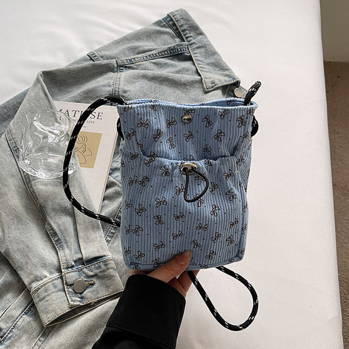 Damen Mini-Umhängetasche mit floralem Design Nord Taschen