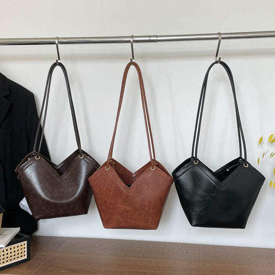 Damen praktische Handtasche mit V-Design Nord Taschen