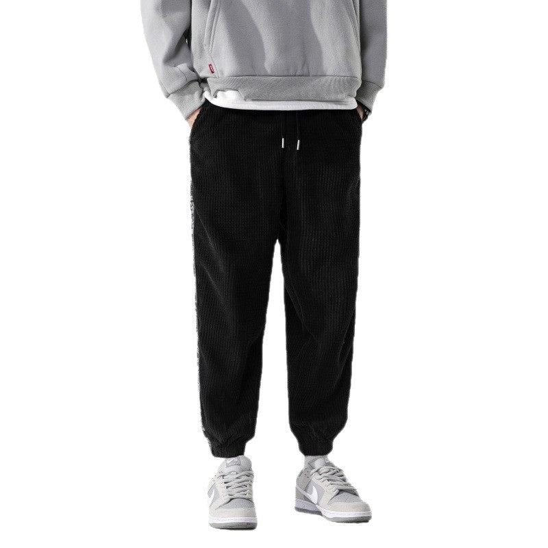 Herren Cord-Jogger mit Bandana-Seiteneinsatz, elastischem Bund, schmal zulaufender Knöcheln und geripptem Strukturstoff Nord Taschen
