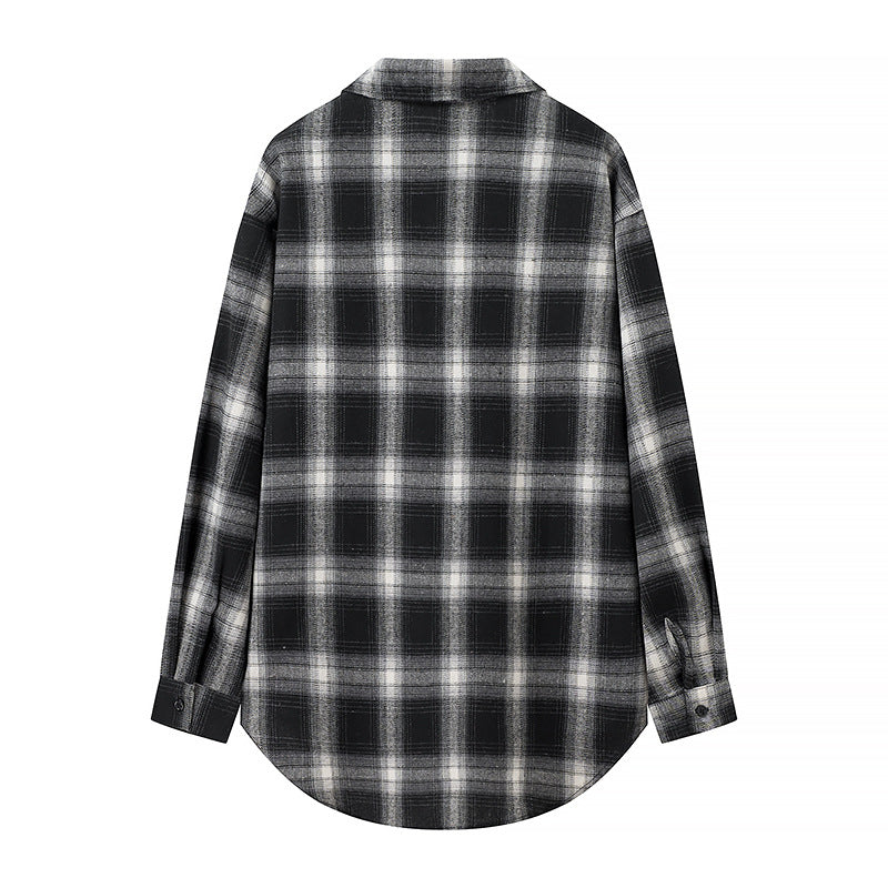 Damen Oversize‑Karo‑Hemdbluse mit aufgesetzten Brusttaschen und abgerundetem Saum Nord Taschen