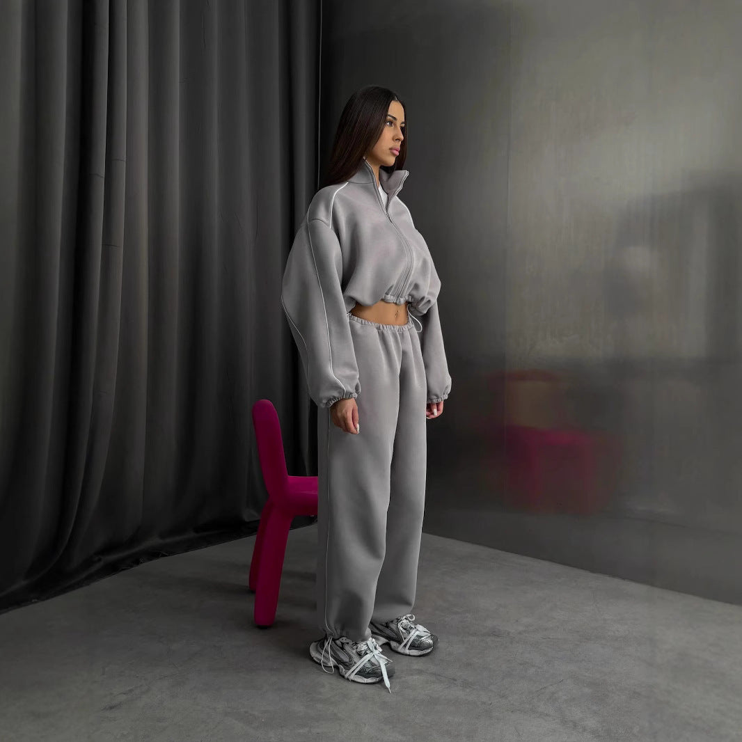 Damen cropped Zip-Kapuzenjacke mit Tunnelzug-Bund, oversized Ärmeln und kontrastierender Paspel Nord Taschen