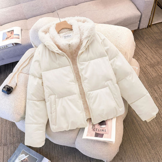 Damen nan kompakte Steppjacke mit Sherpa-Innenkapuze, wärmender Thermoisolierung und verdecktem Zweiwege-Reißverschluss Nord Taschen