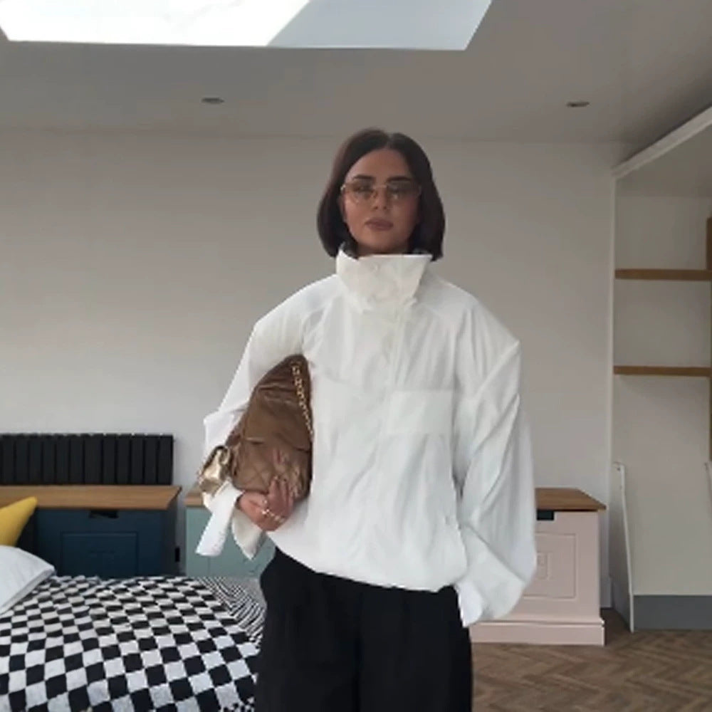 Damen Oversize Anorak‑Kurzjacke mit hohem Stehkragen und Kängurutasche Nord Taschen