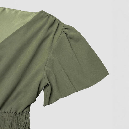 Damen Maxikleid mit fließendem Schnitt und V-Ausschnitt Nord Taschen