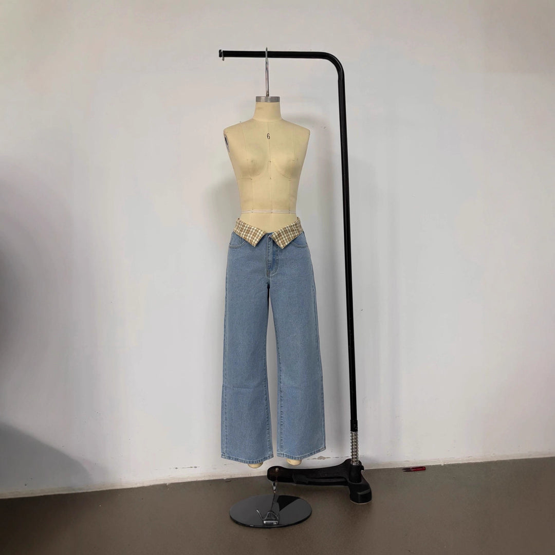 Damen weite Schlagjeans mit umgeschlagenem Karobund und klassischem Five-Pocket-Schnitt Nord Taschen