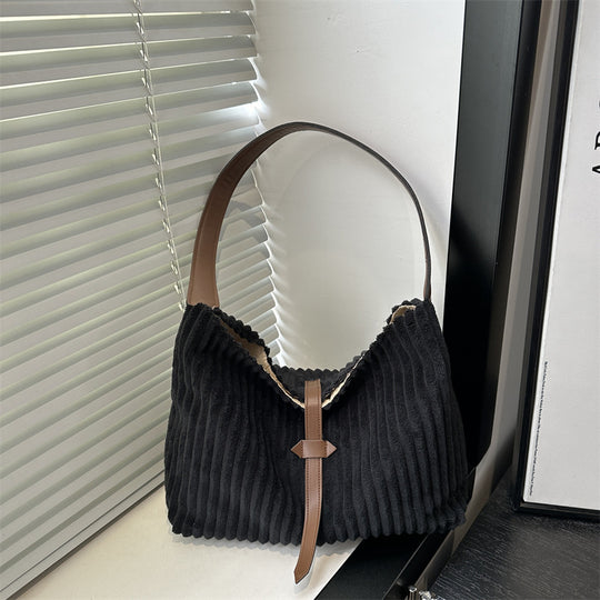 Damen Hobo-Tasche mit luxuriösem Rippenmuster und eleganter Lederakzent Nord Taschen