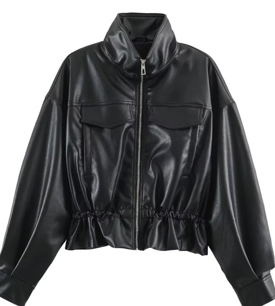 Damen Cropped Kunstleder‑Blouson mit Stehkragen, Pattentaschen und Tunnelzugtaillierung Nord Taschen
