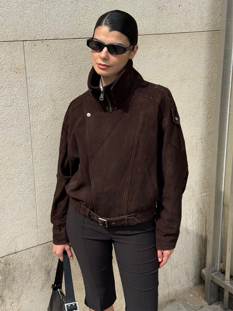 Damen Kurze Veloursleder-Bomberjacke mit hohem Stehkragen und Taillengürtel Nord Taschen