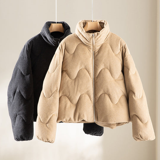 Damen Kurze gesteppte Jacke mit Wellensteppung, hohem Stehkragen und Boxy-Silhouette Nord Taschen