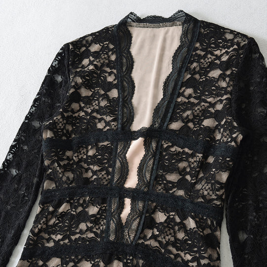 Damen Transparente Spitzenbluse mit V-Ausschnitt, taillierten Einsätzen und langen Ärmeln Nord Taschen