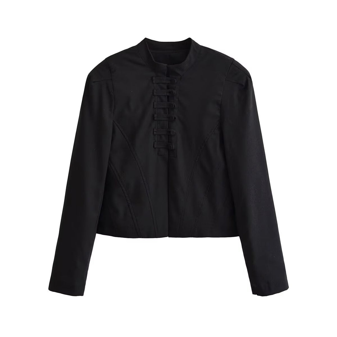 Damen kurz taillierte Jacke mit Stehkragen und dekorativer Schlaufenleiste Nord Taschen