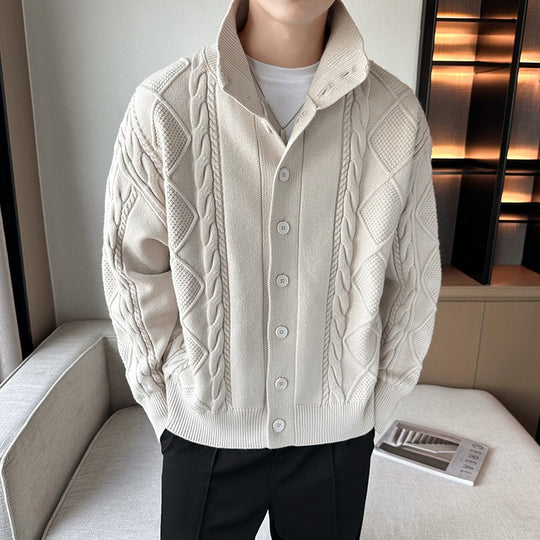 Herren Zopfmuster-Cardigan mit hohem Kragen, grober Strickoptik und durchgehender Knopfleiste Nord Taschen
