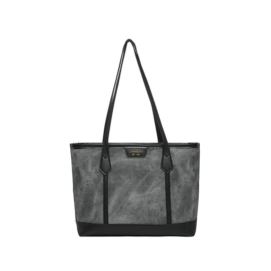 Damen elegante Tragetasche mit verspieltem Anhänger Nord Taschen