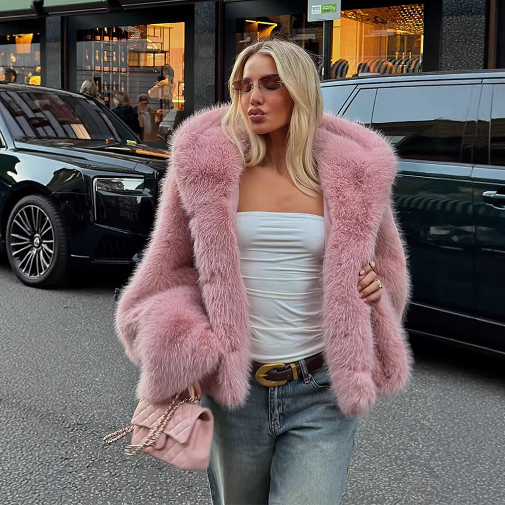 Damen Kurzjacke aus Kunstpelz mit voluminösem Schalkragen und Oversize-Silhouette Nord Taschen