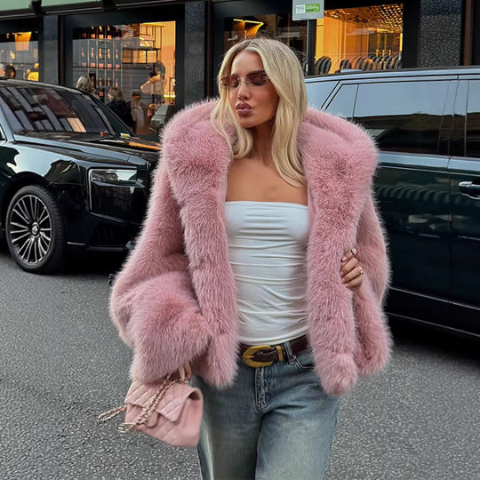 Damen Kurzjacke aus Kunstpelz mit voluminösem Schalkragen und Oversize-Silhouette Nord Taschen