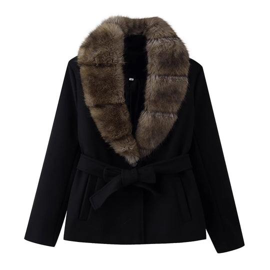 Damen Kurzer Wollmix-Mantel mit abnehmbarem Faux-Fur-Schalkragen und Taillengürtel Nord Taschen