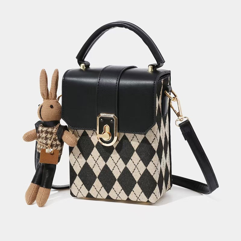 Damen Designer-Handtasche im modernen Karomuster mit abnehmbarem Tragegurt Nord Taschen