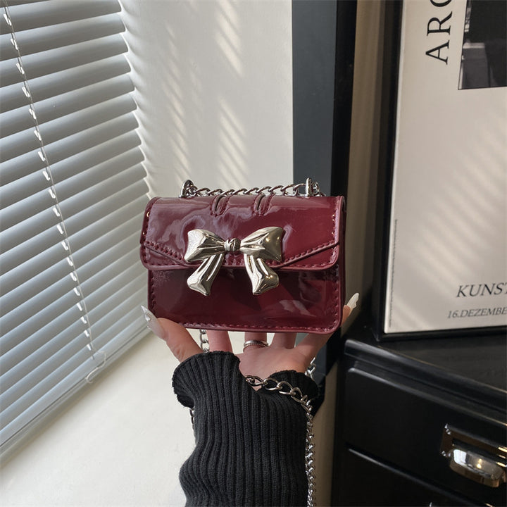 Damen elegante Handtasche mit einer modischen Schleife von Nord Taschen