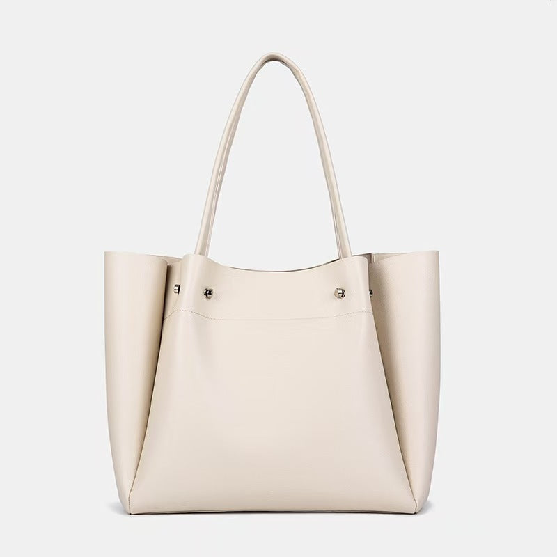 Damen Shopper-Tasche mit stilvollem halbkreisförmigen Design und eleganten Akzenten Nord Taschen