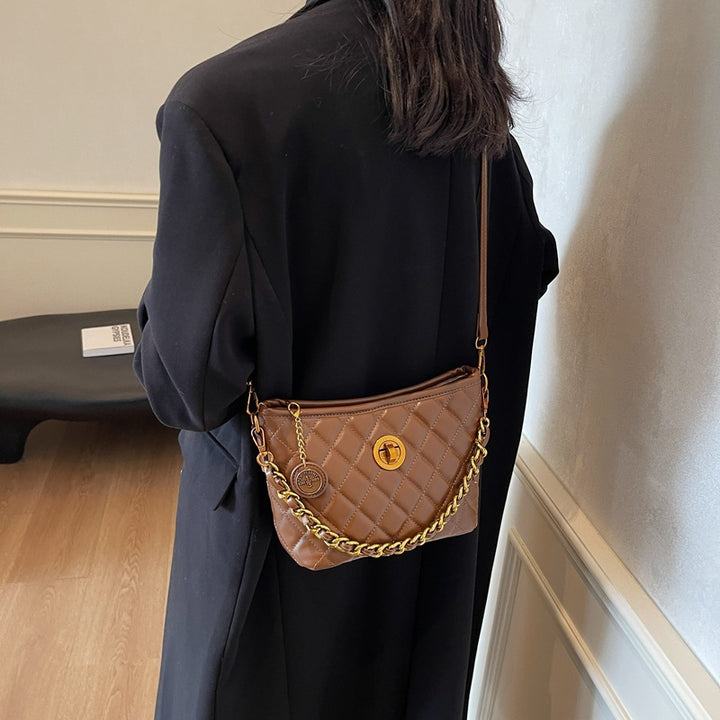 Damen Umhängetasche mit eleganter Steppung und luxuriösem Kettenakzent Nord Taschen