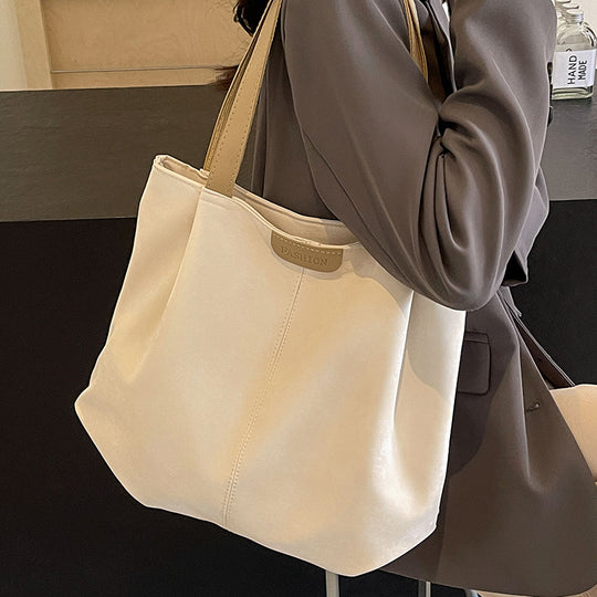 Damen elegante Hobo-Tasche aus hochwertigem Kunstleder mit breiten Griffen Nord Taschen