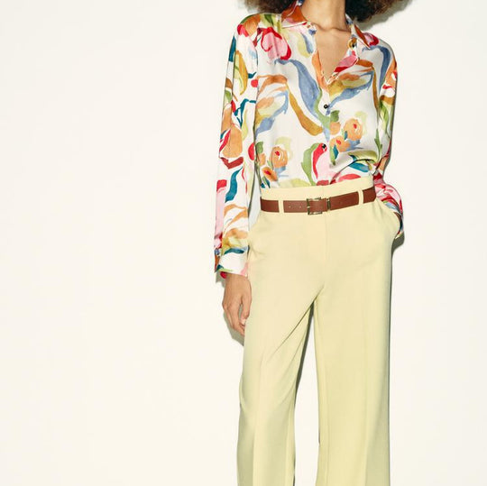 Damen Seidenimitat-Bluse mit Aquarell-Print und Hemdkragen Nord Taschen